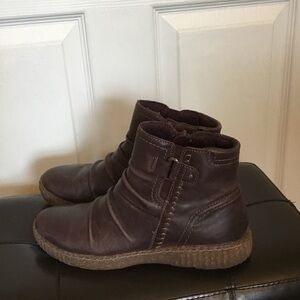 Clarks Women's Dark Brown/Burgundy Leather Ankle Booties with Side Buckle
